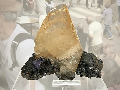 Calcite with Sphalerite and Fluorite.