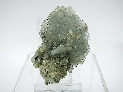 Baryte with Siderite and Pyrite. Front