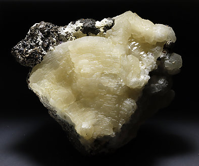 Witherite with Sphalerite and Calcite.