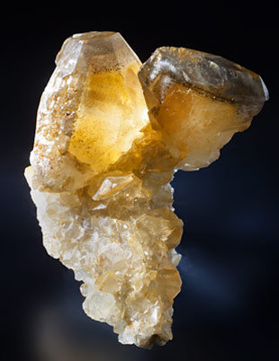 Twinned Calcite. Light behind