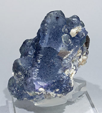 Octahedral Fluorite with Microcline. Side