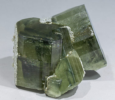 Fluorapatite with Calcite, Quartz and Muscovite. Front