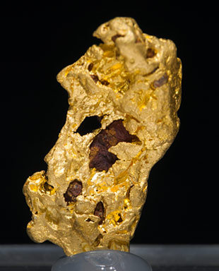 Oro nativo. Vista posterior