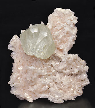 Calcite with Dolomite and Chalcopyrite. 