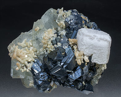Calcite with Sphalerite, Fluorite and Quartz. Front