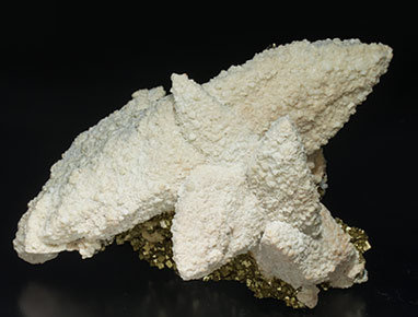Dolomite after Calcite and with Pyrite. Side