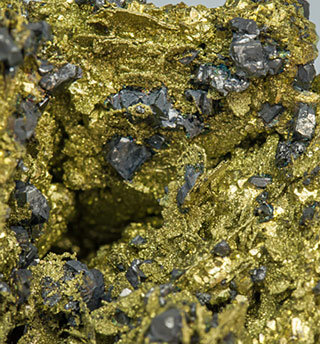 Chalcopyrite after Polybasite with Acanthite. 