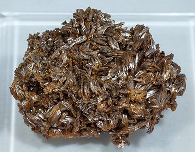 Vanadinita rica en arsenico (variedad endlichita). Vista superior
