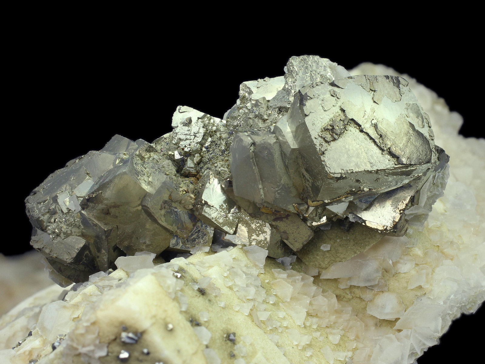 specimens/s_imagesAG8/Dolomite-EJ89AG8_9356_d2.jpg