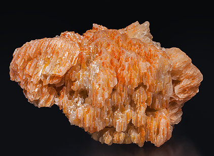 Chromium-rich Mimetite with Cerussite. Front