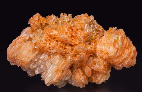 Chromium-rich Mimetite with Cerussite. Top