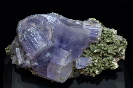 Fluorapatite with Muscovite and Chlorite. Side