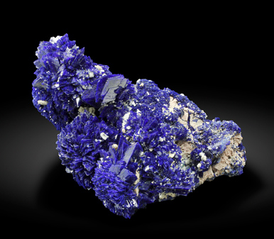 Azurite with Baryte. Side