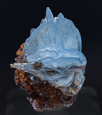 Baryte. Front