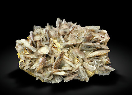 Baryte with inclusions. Side