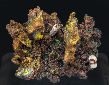 Cerussite after Anglesite with Goethite. Side