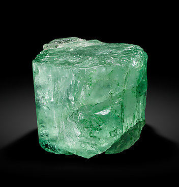 Beryl (variety emerald). Front / Photo: Joaquim Calln