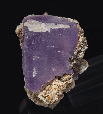 Fluorite with Dolomite. Side