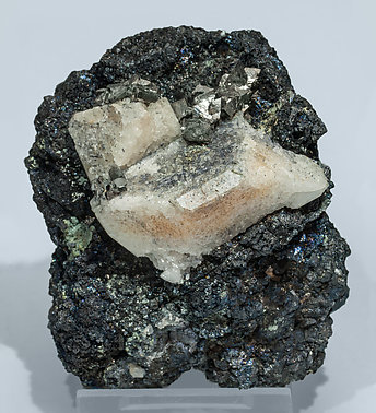 Scheelite with Molybdenite, Arsenopyrite and Magnetite. Front