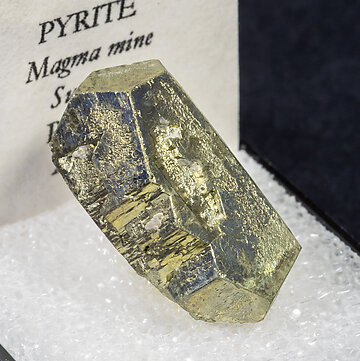 Pyrite. Side