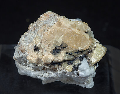 Wulfenite (variety chillagite) with Baryte and Fluorite. 