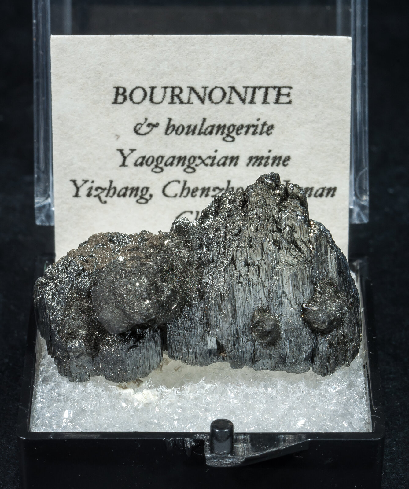 specimens/s_imagesAN4/Bournonite-TTV14AN4f1.jpg