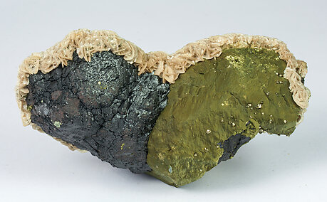 Chalcopyrite with Sphalerite and Siderite.