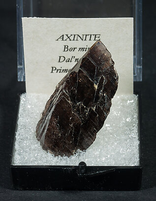 Axinite (Group). Front