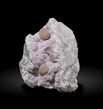 Bultfonteinite with Calcite and Tobermorite (Group). Front / Photo: Joaquim Calln