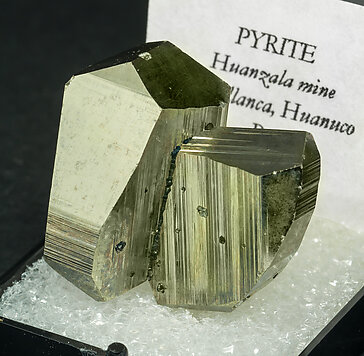 Pyrite with Sphalerite. Side