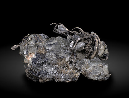 Silver with Calcite. Front / Photo: Joaquim Calln