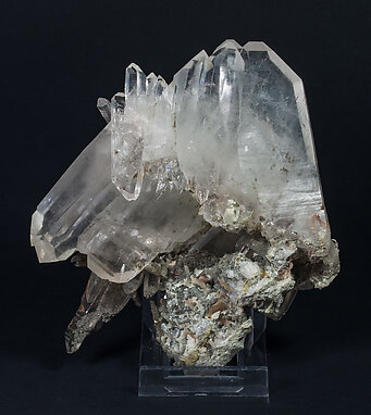 Quartz (variety faden quartz) with Chlorite inclusions. Rear