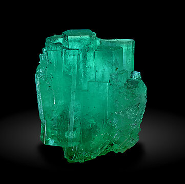 Beryl (variety emerald). Front / Photo: Joaquim Calln
