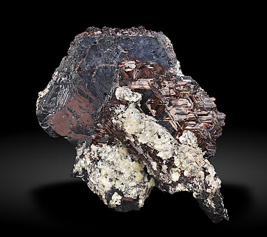 Hematite with Rutile and Mica. Front / Photo: Joaquim Calln