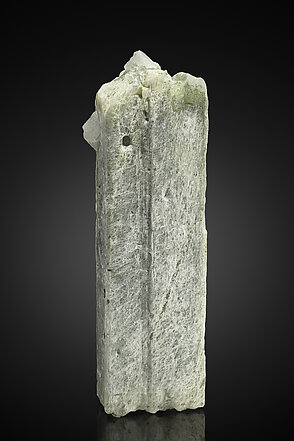 Wollastonite with Calcite. Front / Photo: Mark Mauthner