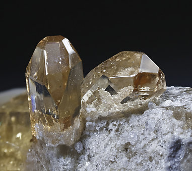 Doubly terminated Topaz (repaired). 