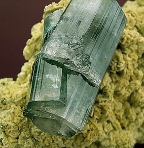 Fluorapatite with Siderite and Mica. Top