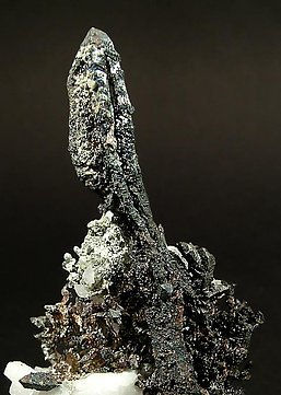 Silver (spinel twin). 