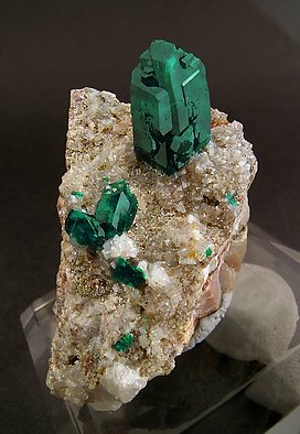 Dioptase with Smithsonite. 