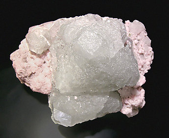Fluorite with Rhodochrosite, Chalcopyrite and Quartz. Top