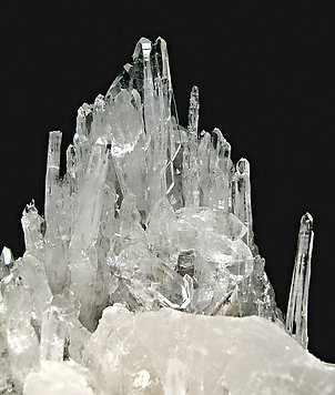 Quartz (variety faden) with Calcite . 
