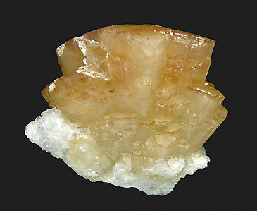 Strontianite with Calcite. Front