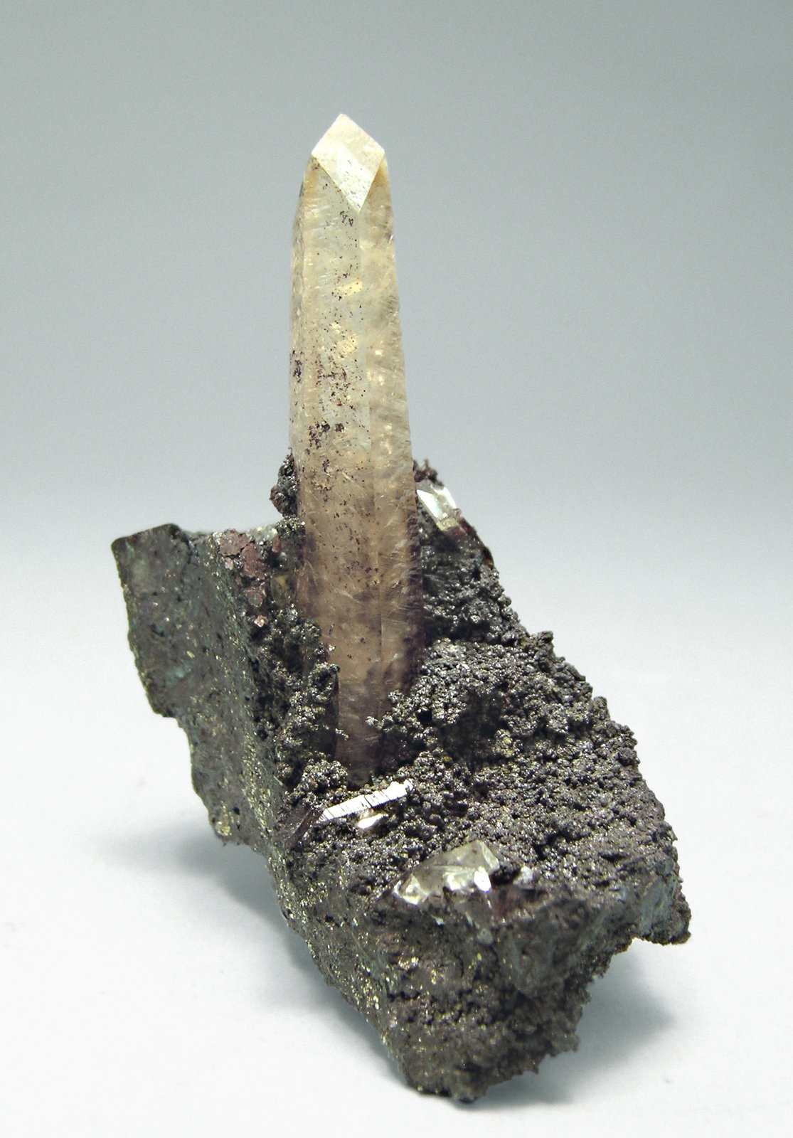 specimens/s_imagesM4/Smithsonite-AE27M4f.jpg