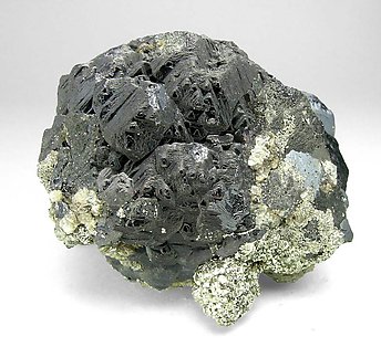Sphalerite with Chalcopyrite, Siderite, Pyrite and Muscovite.