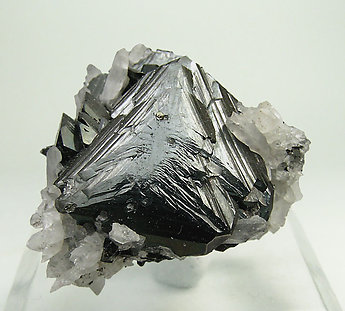 Hematite with Quartz. 