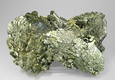 Epitactic Arsenopyrite-Marcasite with Calcite, Siderite and Chalcopyrite. Side