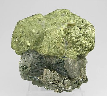Chalcopyrite with Arsenopyrite, Siderite and Muscovite. Front