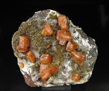 Wulfenite with Vanadinite (variety Endlichite) and Calcite. 