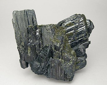 Ferberite with Pyrite and Quartz.