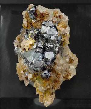 Pyrargyrite with Calcite and Quartz. Top
